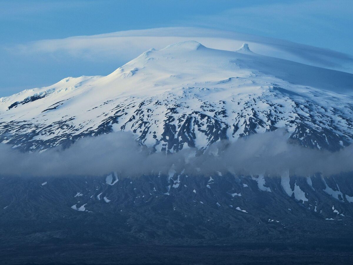 Gletser Islandia Mencalonkan diri sebagai Presiden, Gerakan Hak Alam – Negara Bagian Planet