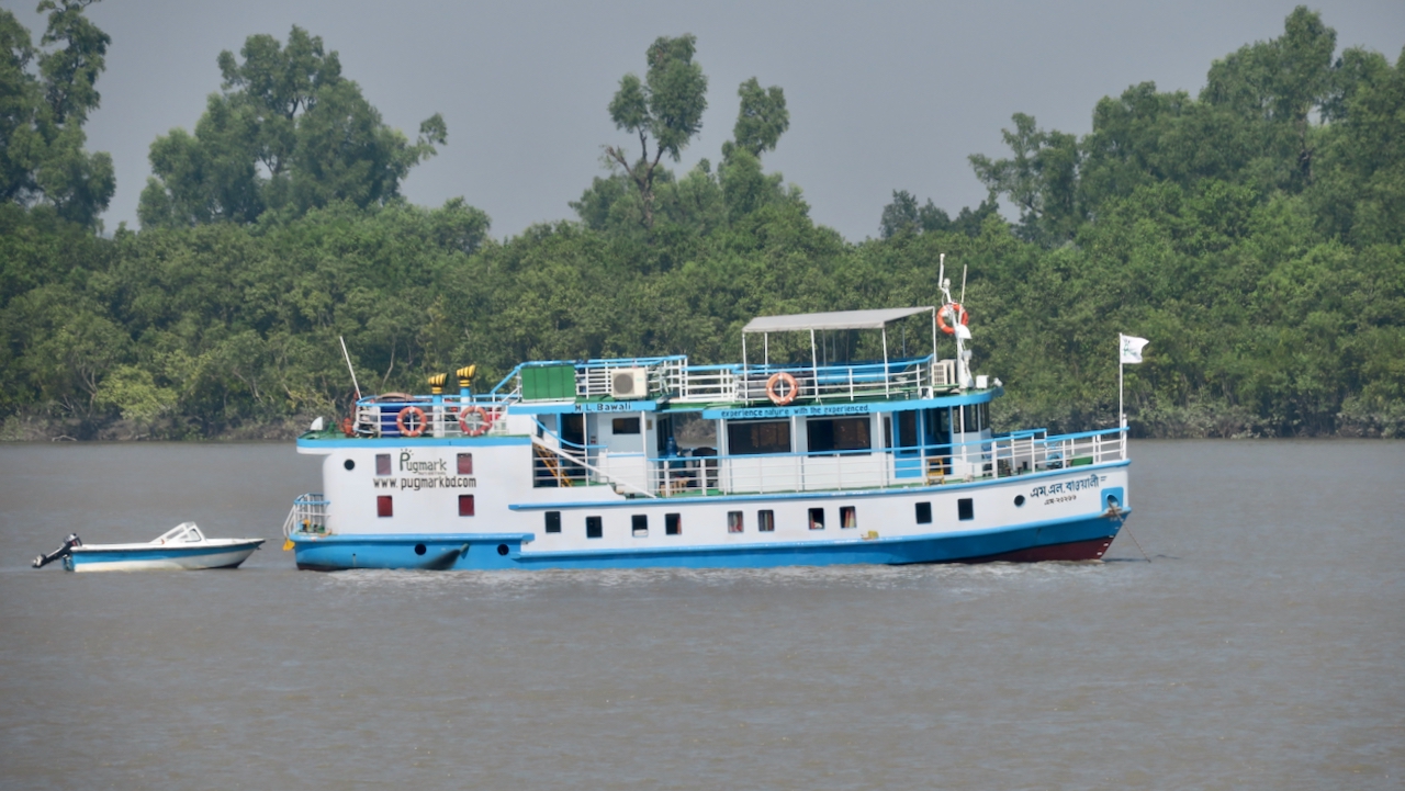 Berlayar di sekitar Zona Pesisir Bangladesh – Planet State